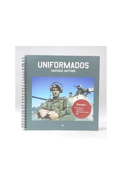 Uniformados - Santiago Hafford